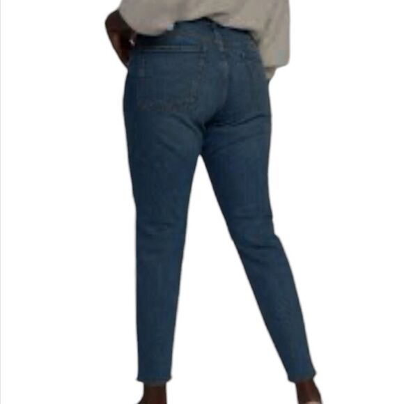 Old Navy High-Waisted Secret-Smooth Pockets O.G. Straight Raw Hem Jeans Size 16 - Picture 2 of 12